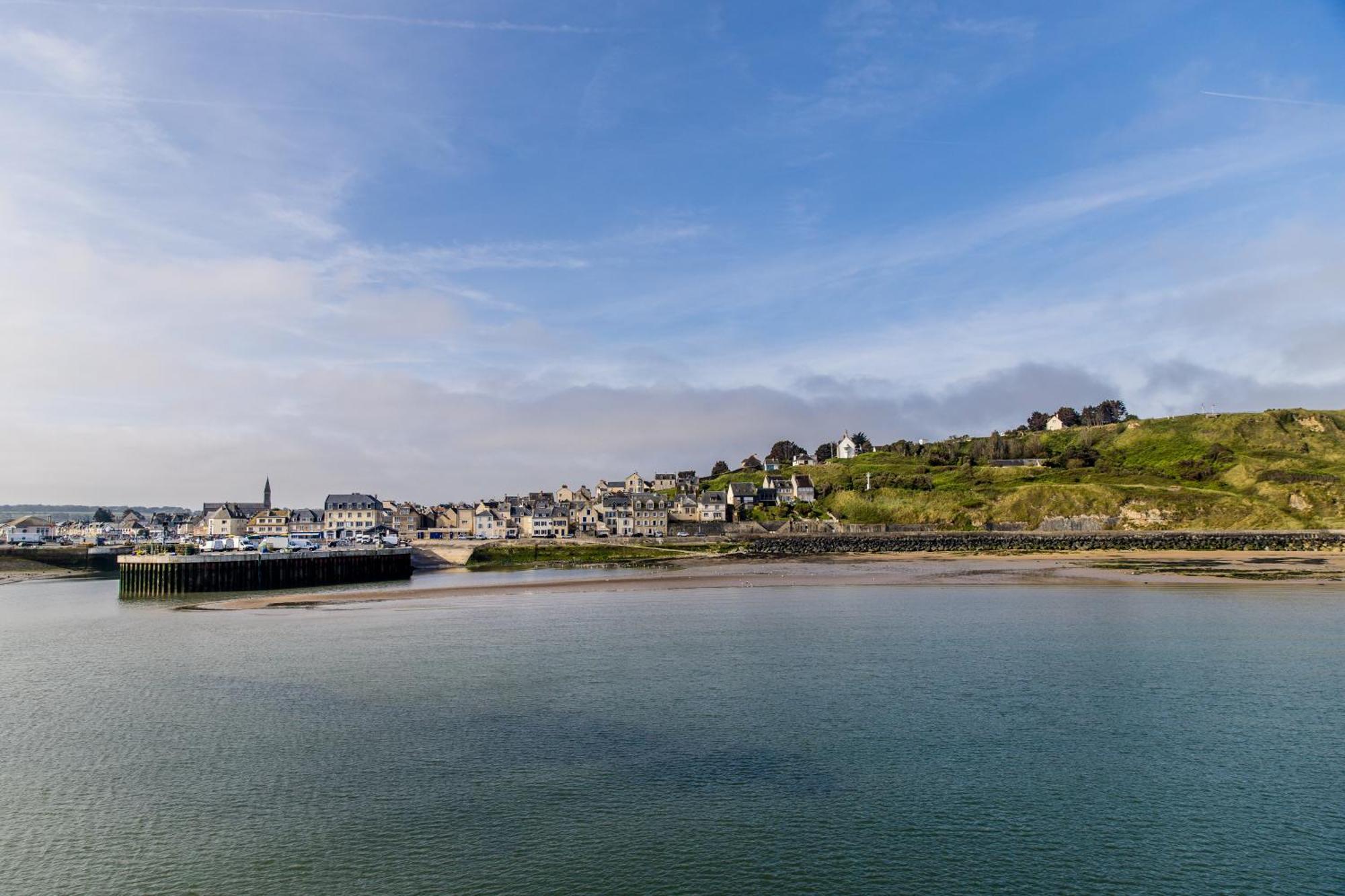 Mer Nature, Appartement Spacieux By Les Filles Du Bord De Mer, Petite Terrasse Vue Mer Port-en-Bessin-Huppain Ngoại thất bức ảnh
